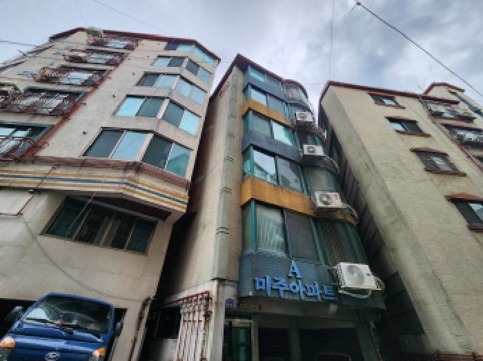 사진 2