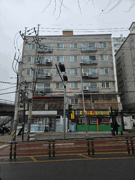 사진 4